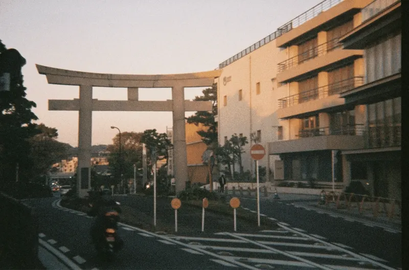 Film GIF worldtour-roll-three-R1-02802-033A-v2