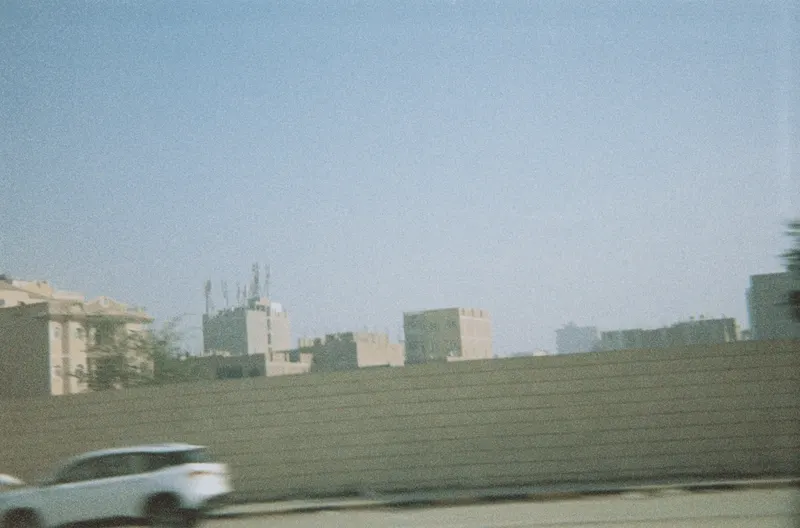 Film GIF worldtour-roll-two-R1-02808-0010-v2